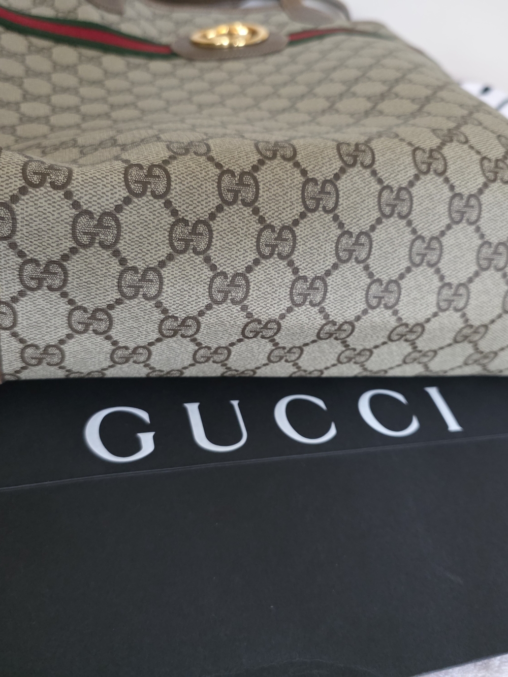 Authentic Vintage Gucci GG Supreme tote bag - Picture 8 of 12